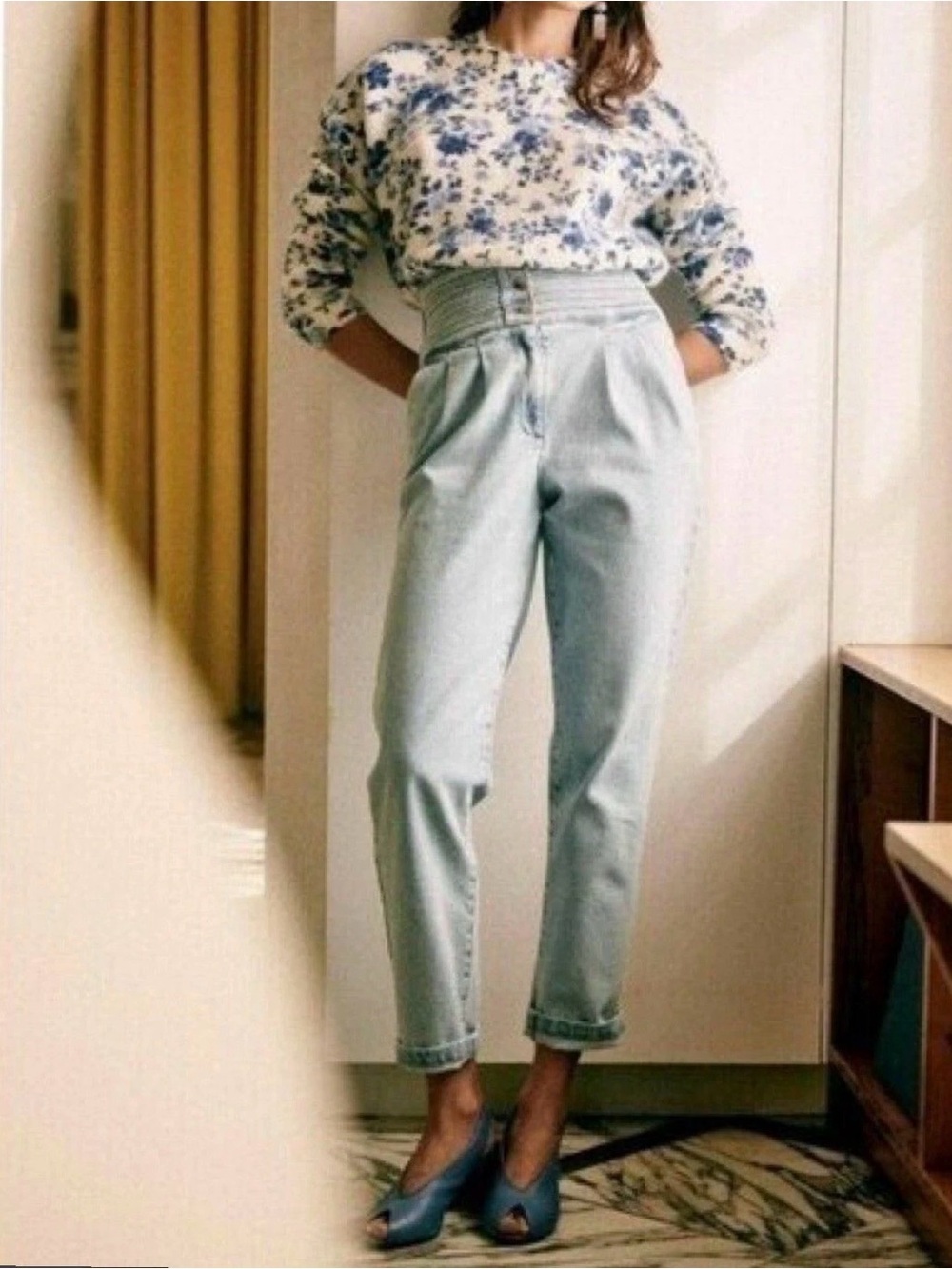 Sezane Sidney Trousers Blue Pleated High Waisted Denim Jeans Size 38 US 6